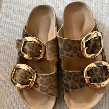 Leoparlı Terlikte Hızlı Renk Solması Ve Ürün Değişim Talebi