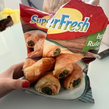 Superfresh Ispanaklı Börek'te Yapışan Ürünler Kullanılamıyor