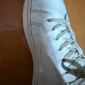 Calvin Klein Shoes Bought on Trendyol Fall Apart Shortly After Purchase