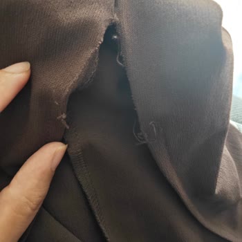 Defolu Ürün Tekrarı Ve Geciken Teslimat: Müşteri Güveni Sarsıldı