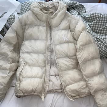 Calvin Klein Rain Jacket Pills and Discolors After Single Use in Rain