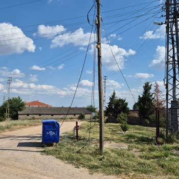 Kırklareli Babaeski'de Telefon Ve İnternet Kabloları Kırıldı, Tamir Sürekli Erteleniyor