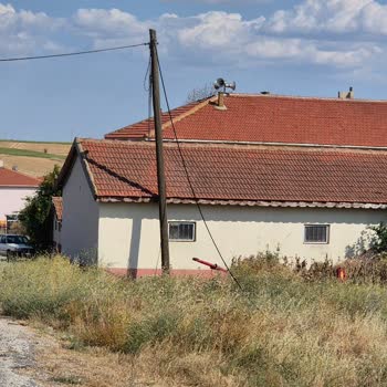 Kırklareli Babaeski'de Telefon Ve İnternet Kabloları Kırıldı, Tamir Sürekli Erteleniyor