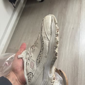 Skechers Ayakkabısının Kısa Sürede Yırtılması Ve Ücret İadesi Talebi