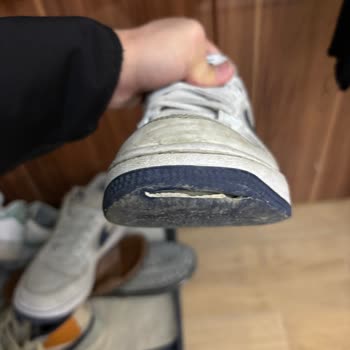 Nike Air Force 1 Ayakkabısının Açılan Burnu Ve Barçın’ın Kullanıcı Hatası İddiası