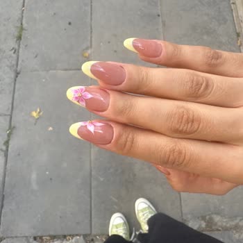 Ece Baloğlu Beauty Center Ekipmanların Özensiz, Hijyensiz Kullanılması Kabul Edilemez