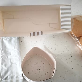 BİM'den Tiramisu Setinde Eksik Karton Şerit Ve Asetat