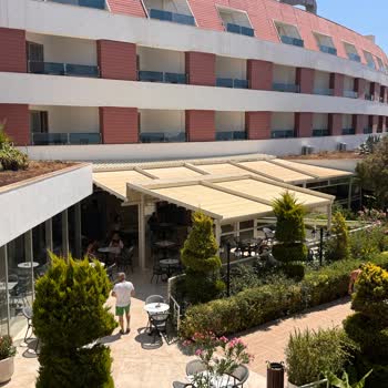 Tatilbudur Deniz Manzaralı Oda İddia Edildi Restoran Manzaralı Oda Sunuldu
