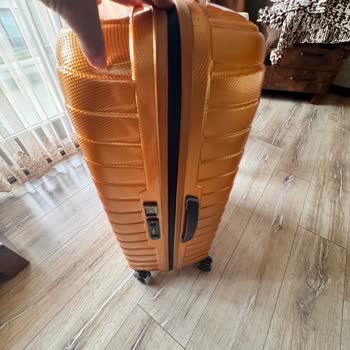 Samsonite Valizin Çekme Sapının Kırılması Ve Garanti Kapsamında Yenisiyle Değiştirilmesi Talebi