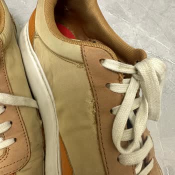 My Camper Shoes' Stitching Fell Apart, and Amazon Won't Help Me
