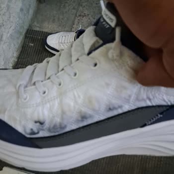 Yıkanabilir Dediği Ayakkabının Boya Atması Ve Değişim Talebi