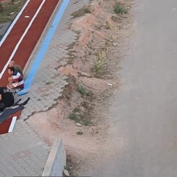 Sincan Belediyesi Park Duvarının Yıkılması