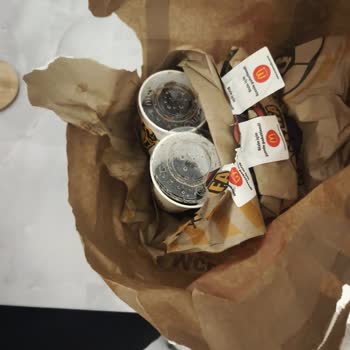 Geç Teslim, Halı Hasarı Ve İade Reddiyle McDonalds Beylikdüzü Şikayeti