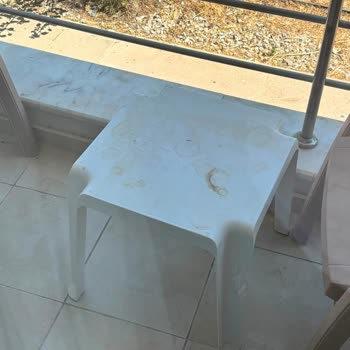 Böceklerle Dolu Oda Ve Hijyen Sorunları: Tatilbudur’dan İptal Ve İade Talebi