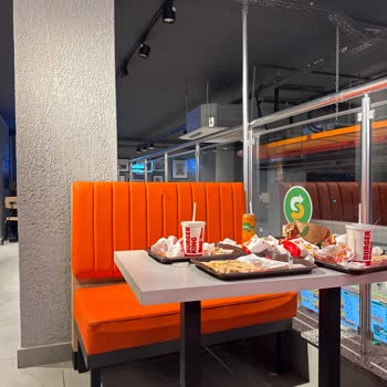 Manavgat Burger King Şubesinde Yavaş Servis Ve Hijyen Sorunları