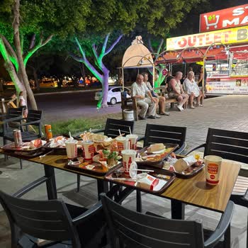 Manavgat Burger King Şubesinde Yavaş Servis Ve Hijyen Sorunları