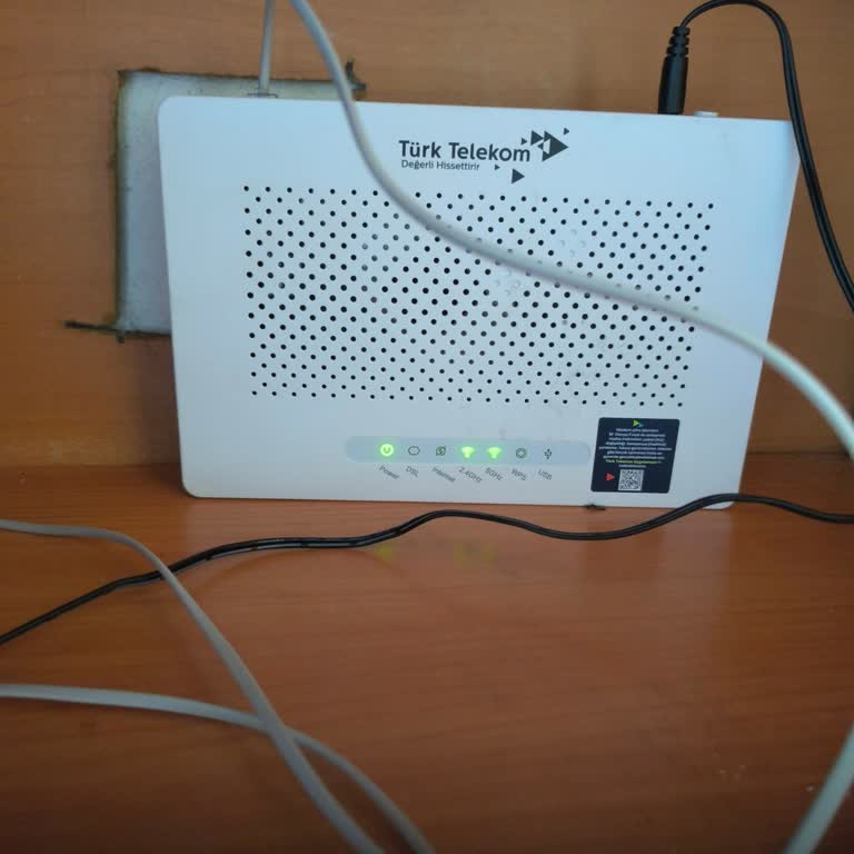 DSL Işığı Yanmadığı İçin İnternetsiz Kalma Ve Müşteri Hizmetlerinden Cevap Almama