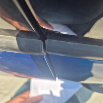 Sıfır Km Opel Frontera’da Kapı Ve Kaput Sorunlarıyla Karşılaşılan Kalite Problemi