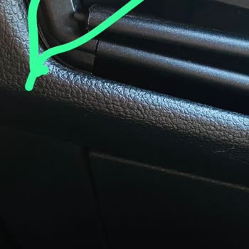 Volkswagen Golf 8 Havalandırma Izgarası Kırıldı Ve Garanti Kapsamına Alınmadı