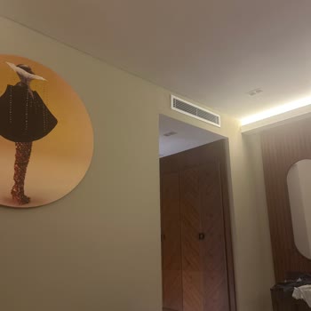 Kanalizasyon Kokusu Ve Tek Yatakla Karşılaşılan Aile Tatili Kabusu