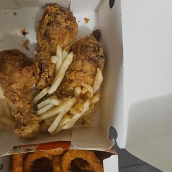 Yanlış Sipariş Ve Yetersiz Porsiyon Nedeniyle İade Talebi Getir Ve Popeyes Hatası