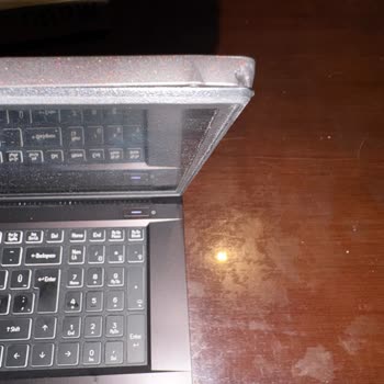 Dikiş Yerinden Kopan Monster Çanta Laptopumu Hasara Yol Açtı