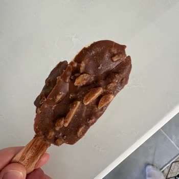 Happy Center Şubesinde Dondurma Ürünün Son Kullanma Tarihi Hatası Ve Sağlık Riski