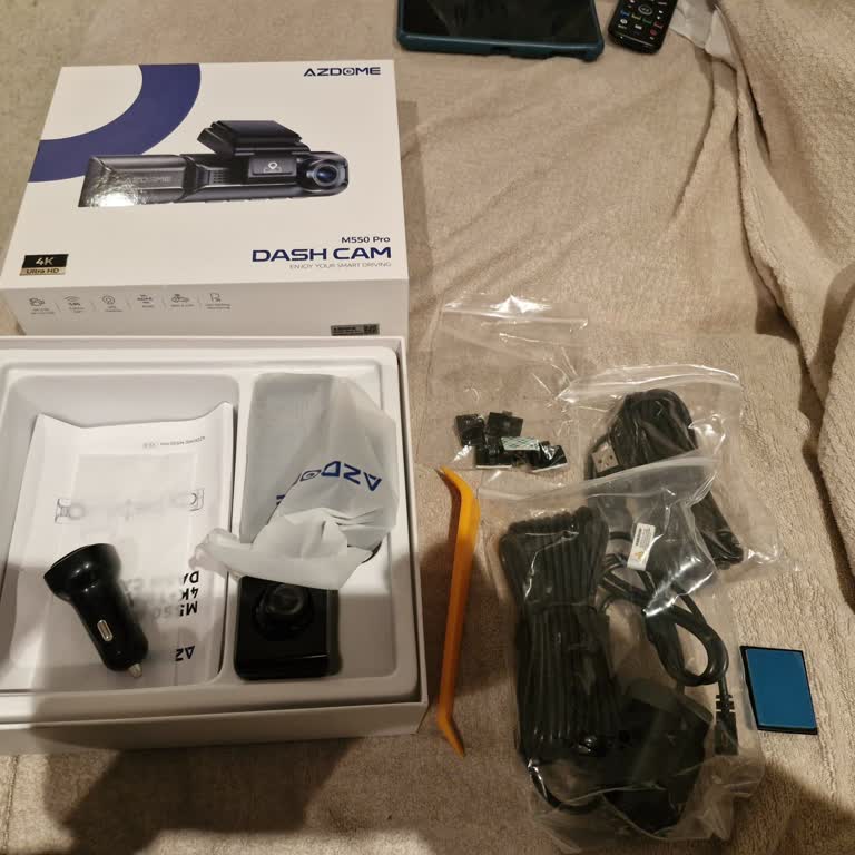 Media Markt'tan Aldığım Azdome 550 Pro'da 64 GB Micro SD Kart Eksik Ve İade Reddi