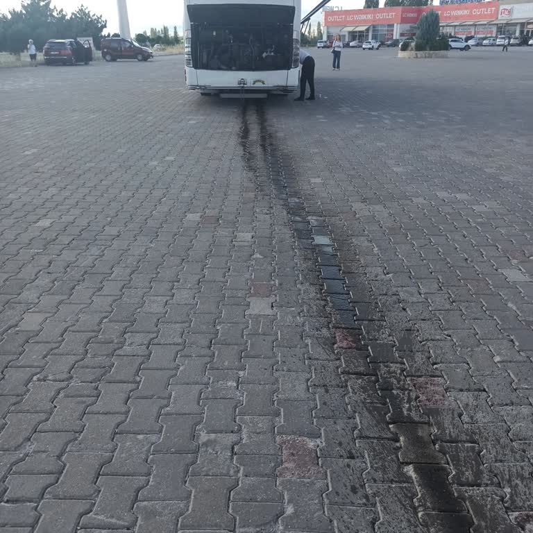 Araç Arızaları Sebebiyle 8 Saatlik Gecikme Ve İade Talebi