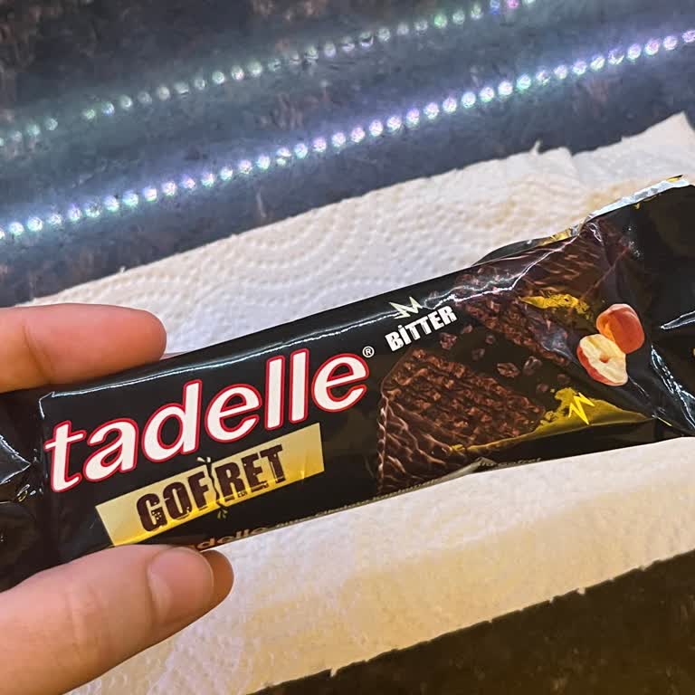 Bolu Nuhmar Şubesinde Bayat Tadelle Bitter Çikolatalı Gofretler