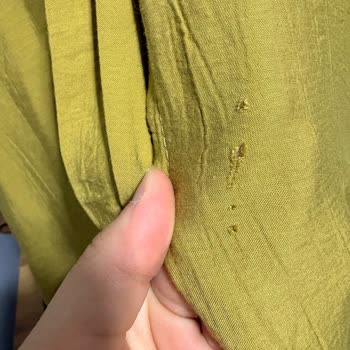 Açılan Dikiş: Ayıplı Elbise İçin İade Talebi