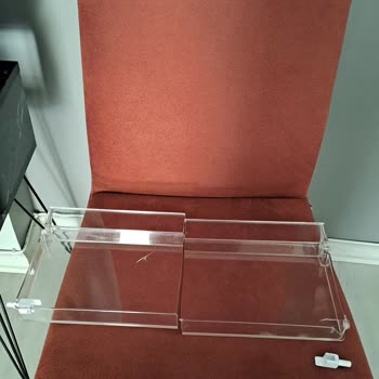 Uğur Derin Dondurucunun Kapak Parçası Zayıf, Garanti Kapsamında Ücretsiz Değişim Talebi