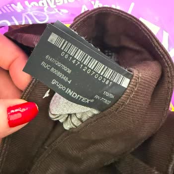 Zara Mağazasında Renk Atan Pantolon İçin İade Ve Değişim Talebi