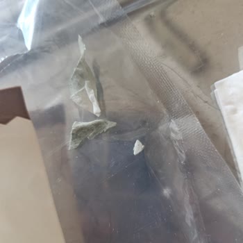 Küflü Yufka Ve Dağılmış Cips İçin Ücret İadesi Talebi