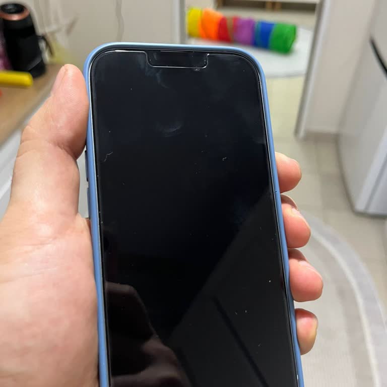 Orijinal İphone 15 Kılıfının Kısa Sürede Yırtılması Ve Garanti Reddi
