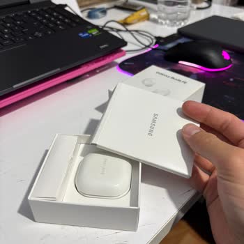 Hepsiburada Garanti Kapsamındaki Samsung Buds Fe Çatlaması İçin Ücretsiz Onarım Talebi