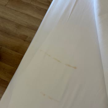 Otel Personelinin Çocuk Ve Anneye Karşı Saygısız Ve Kaba Davranışı