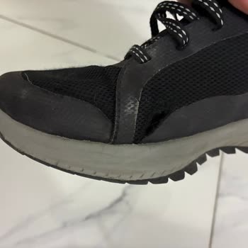 5 Ayda Yırtılan Skechers Ayakkabı Ve Mağaza Cevapsızlığı