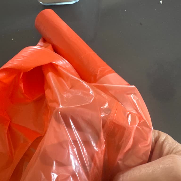BİM Çöp Poşetlerinde Kalite Düşüşü Ve Çözüm Sunulmaması