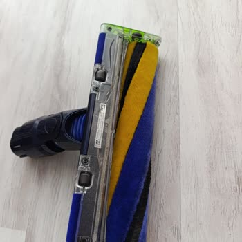 Dyson Gen5 Süpürge Parçalarında Kırık Ve Garanti Kapsamında Ücretsiz Tamir Talebi