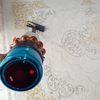 Dyson Gen5 Süpürge Parçalarında Kırık Ve Garanti Kapsamında Ücretsiz Tamir Talebi