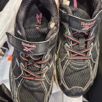 Reebok Çocuk Ayakkabısının Hızlı Yıpranması Ve Değişim Reddi