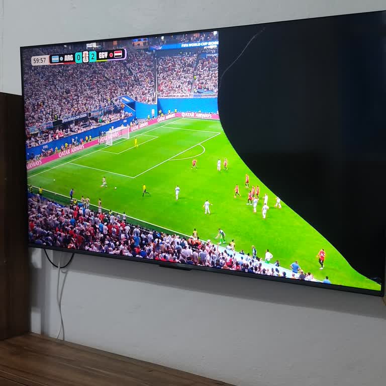 TCL 55P89 Televizyonunda İlk Gün Ekran Bozukluğu Ve Servis Reddi