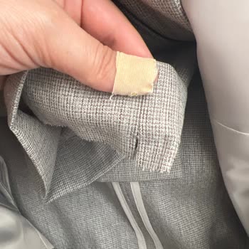Yanlış Beden Ve Yetersiz Tadilat Nedeniyle Düğün İçin Uygun Takım Elbise Temin Edilememesi