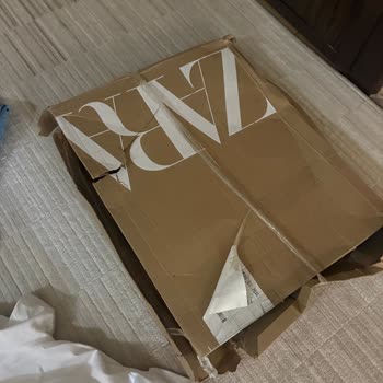 Zara Siparişimde Eksik Parfüm Ve Lekeli Tişört