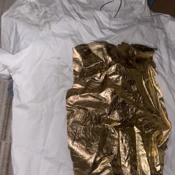 Zara Siparişimde Eksik Parfüm Ve Lekeli Tişört