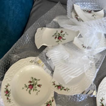 Karaca Züccaciye Tabak Kargodan Kırık Çıktı