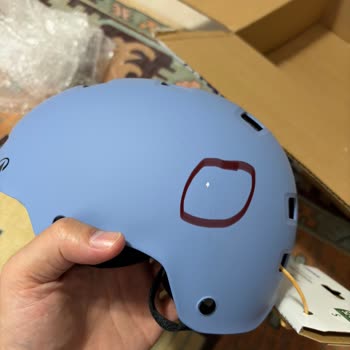 Decathlon’da Defolu Kask Teslim Alındı, Değişim Talebi