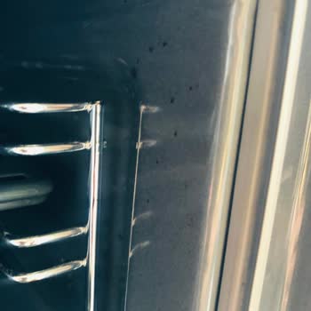 Yeni Siemens Fırın Ve Bulaşık Makinesinde Sürekli Lekeler, Servis Ücretli Temizlik Ürünü Satıyor