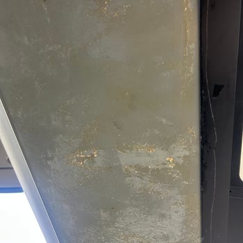 Kale Seyahat Otobüsünde Temizlik Ve Bakım Eksikliği Yolcuların Güvenini Sarsıyor